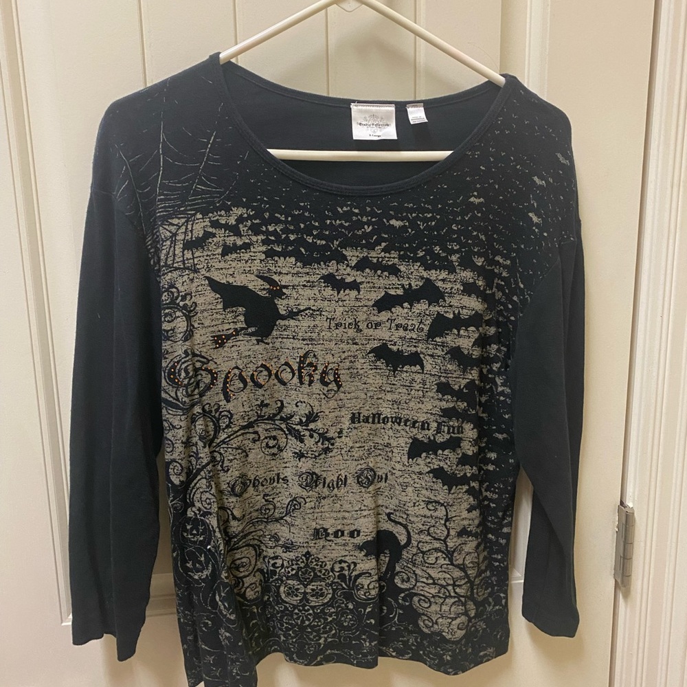🎃Halloween shirt-Rhinestone detail-Size XL-Runs small